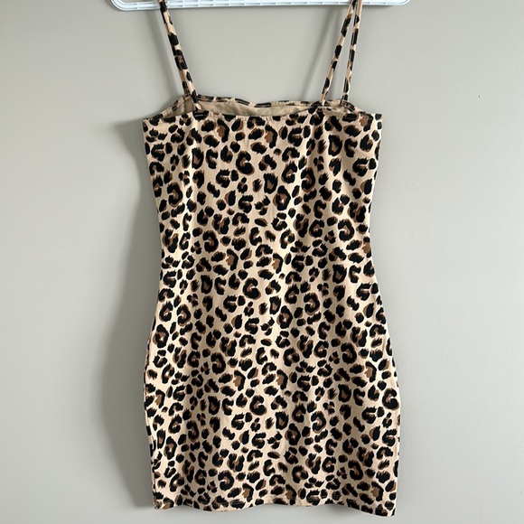 Cheetah Print Bodycon Dress - Picture 3 of 3
